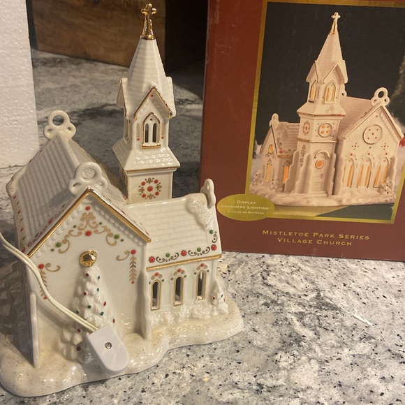 Lenox Mistletoe Park Villiage Church - Picture 3 of 4